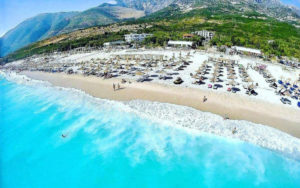 Hospitality-on-the-beach-Albania-2022