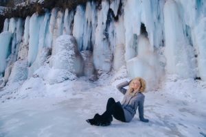 blonde-in-a-winter-wonderland-g6923a4d89_640